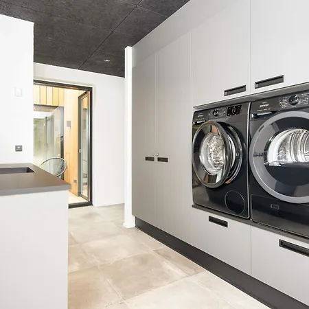 Luxury Lakeside Retreat - By Traum * Ansager