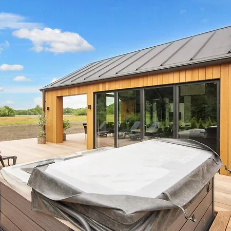 Semesterbostad Luxury Lakeside Retreat - By Traum *