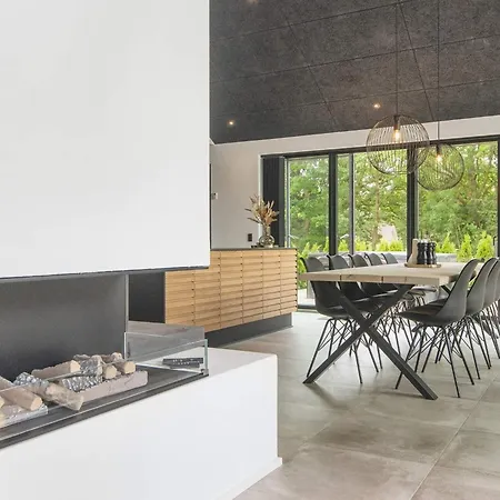 Luxury Lakeside Retreat - By Traum Semesterbostad