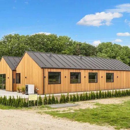 Holiday home Luxury Lakeside Retreat - By Traum Ansager