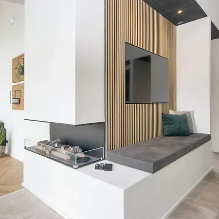 بيت للعطل Luxury Lakeside Retreat - By Traum Ansager