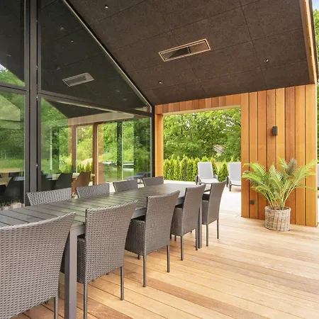 Luxury Lakeside Retreat - By Traum * Ansager