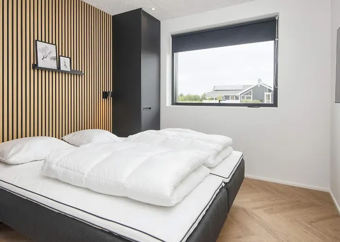 Luxury Lakeside Retreat - By Traum Semesterbostad