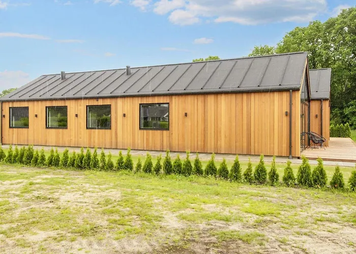 Luxury Lakeside Retreat - By Traum Semesterbostad *